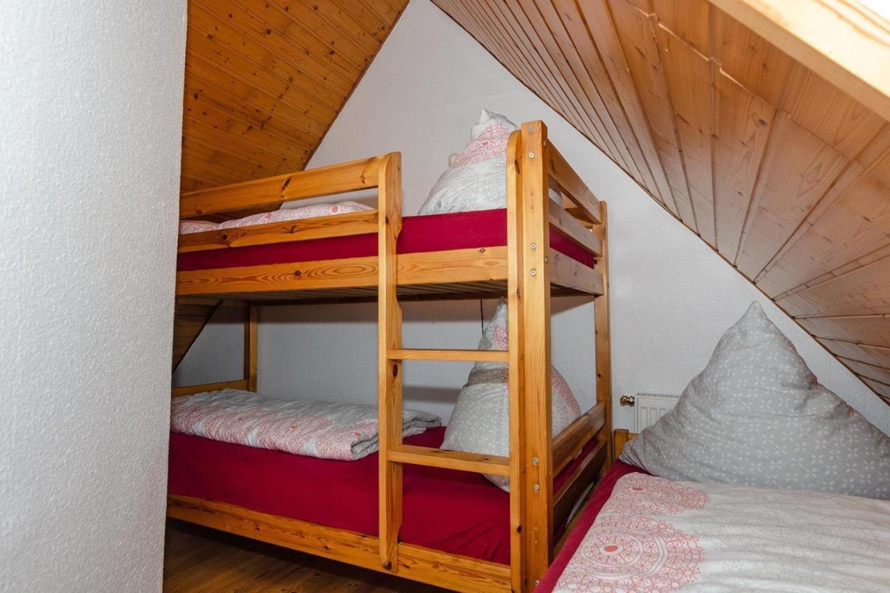 3-R-Ferienwohnung-Fuer-4-Personen-In-Schaprode-Auf-Ruegen-Zi3 Exterior foto